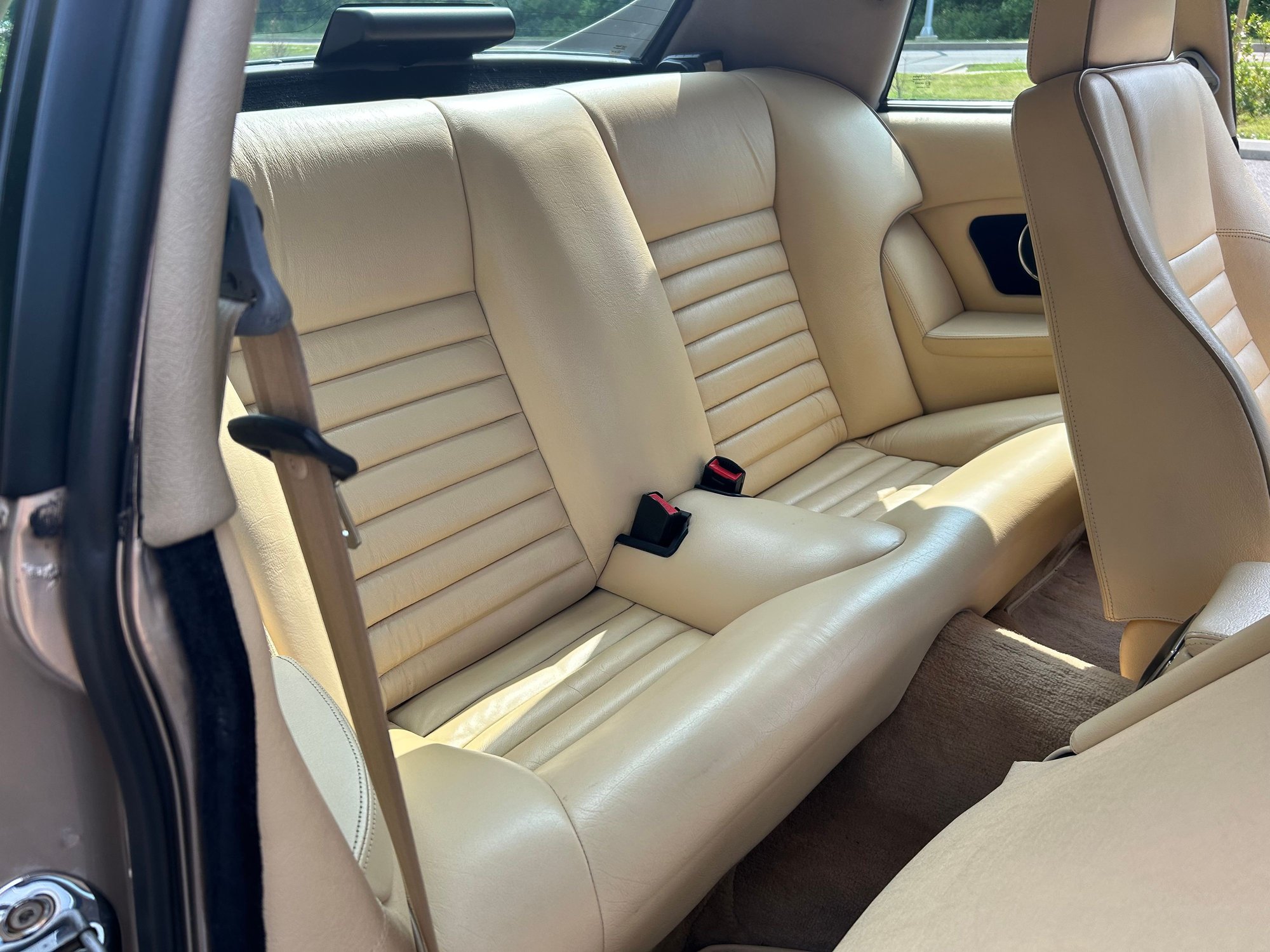 1991 Jaguar XJS - 1991 Jaguar XJS - Used - VIN SAJTW5842MC177301 - 88,500 Miles - 12 cyl - 2WD - Automatic - Coupe - Gold - Warrington, PA 18976, United States