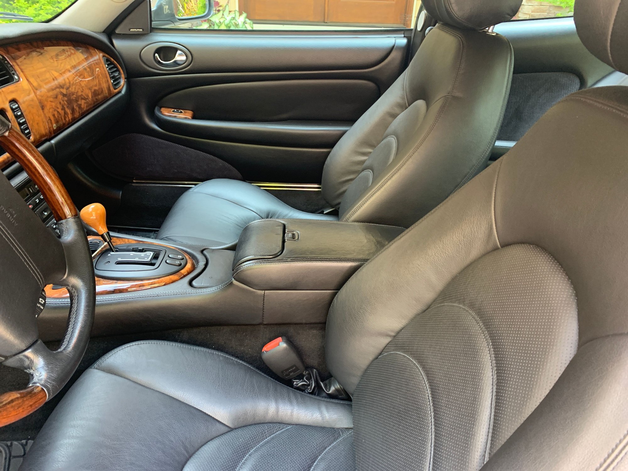 2002 Jaguar XKR - 2002 Jaguar XKR Coupe - Used - VIN SAJDA41B12PA25817 - 76,350 Miles - 8 cyl - 2WD - Automatic - Coupe - Silver - Raleigh, NC 27613, United States