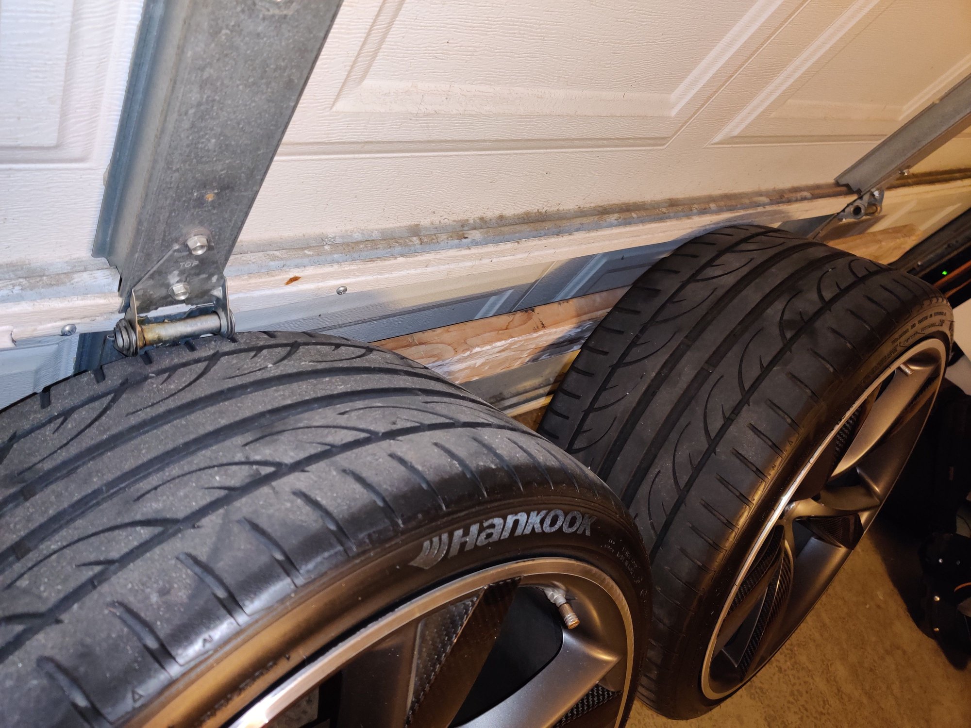 Wheels and Tires/Axles - 2 Jaguar own carbon blade wheels 10.5 in wide - Used - Highland, CA 92346, United States