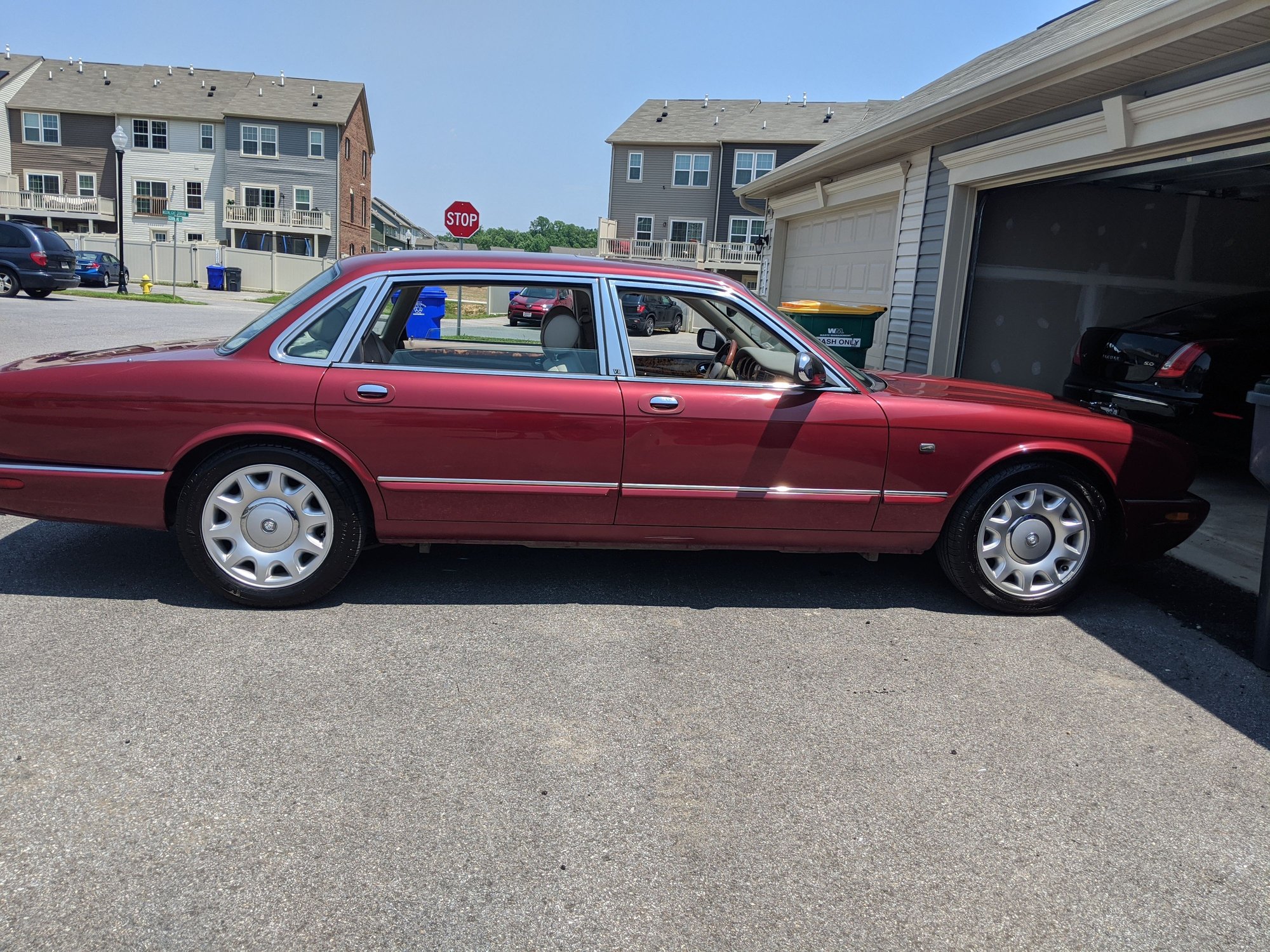 2003 Jaguar Vanden Plas - 2003 Jaguar Super V8 - Used - VIN SAJDA25B13MF57540 - 145,000 Miles - 8 cyl - 2WD - Automatic - Sedan - Silver - Upper Marlboro, MD 20772, United States