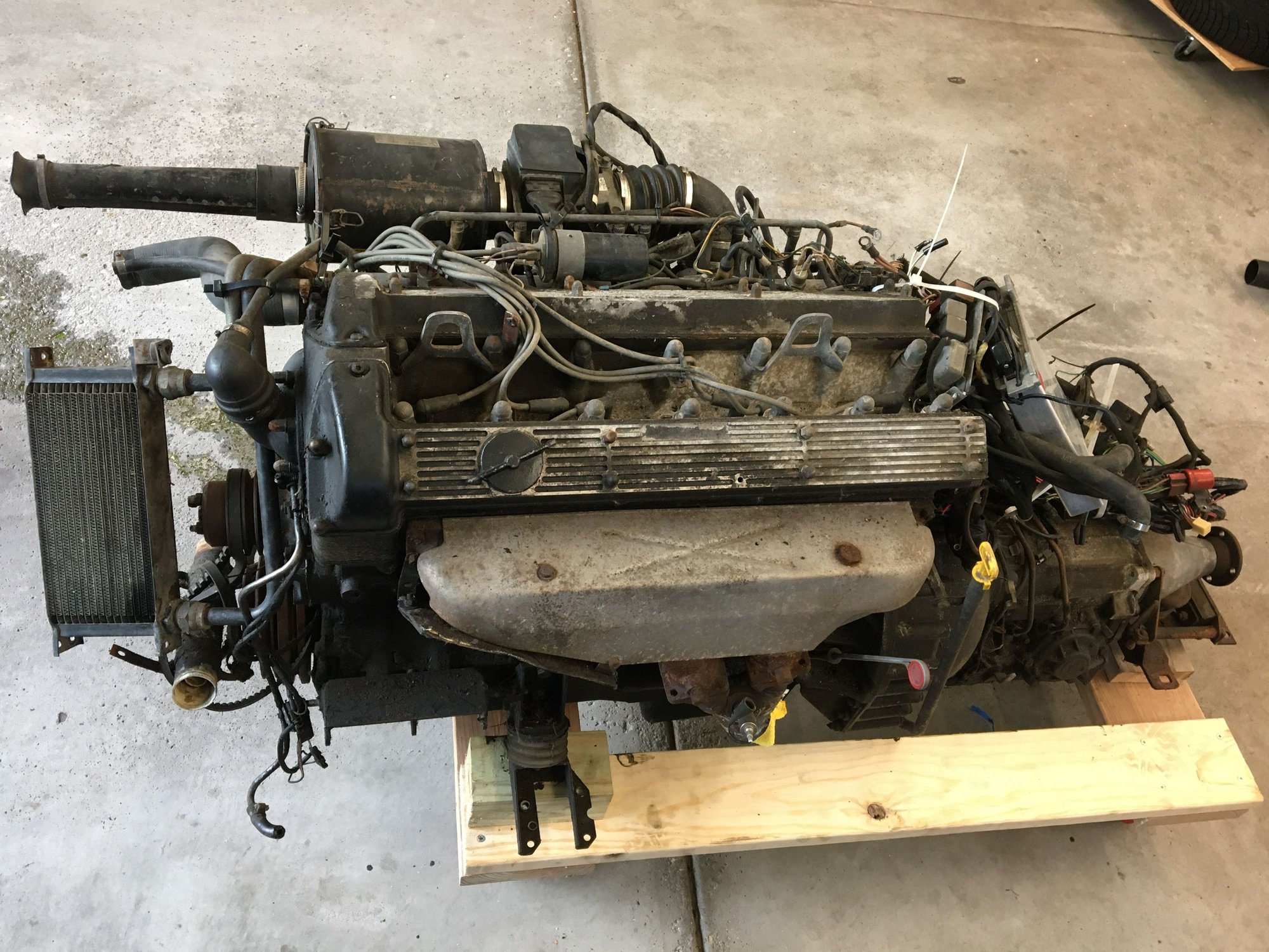 Engine - Complete - 1982 XJ6 4.2 L engine w/Borg Warner transmission includes Bosch ECU and wiring - Used - All Years Jaguar XJ6 - Novi, MI 48375, United States