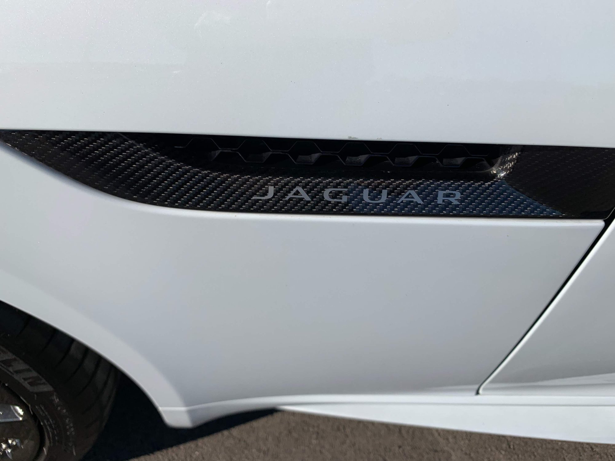 2016 Jaguar F-Type - 2016 F type R Polaris White with Black interior - Used - VIN SAJWJ6DL4GMK24116 - 88,500 Miles - 8 cyl - AWD - Automatic - Coupe - White - Champaign, IL 61822, United States