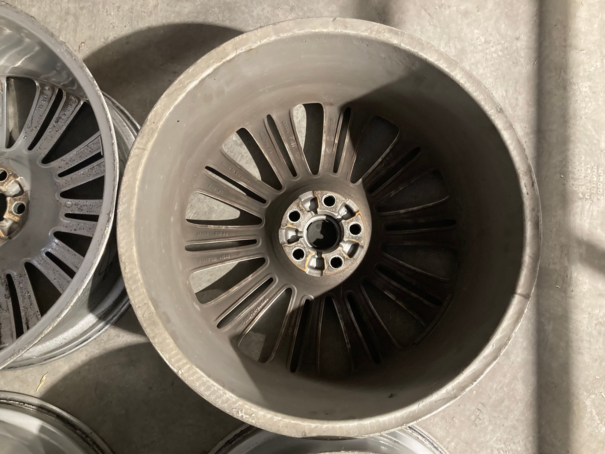 Wheels and Tires/Axles - Jaguar OEM 20” Kasuga Wheels - Used - 2010 to 2019 Jaguar XJ - Austin, TX 78719, United States