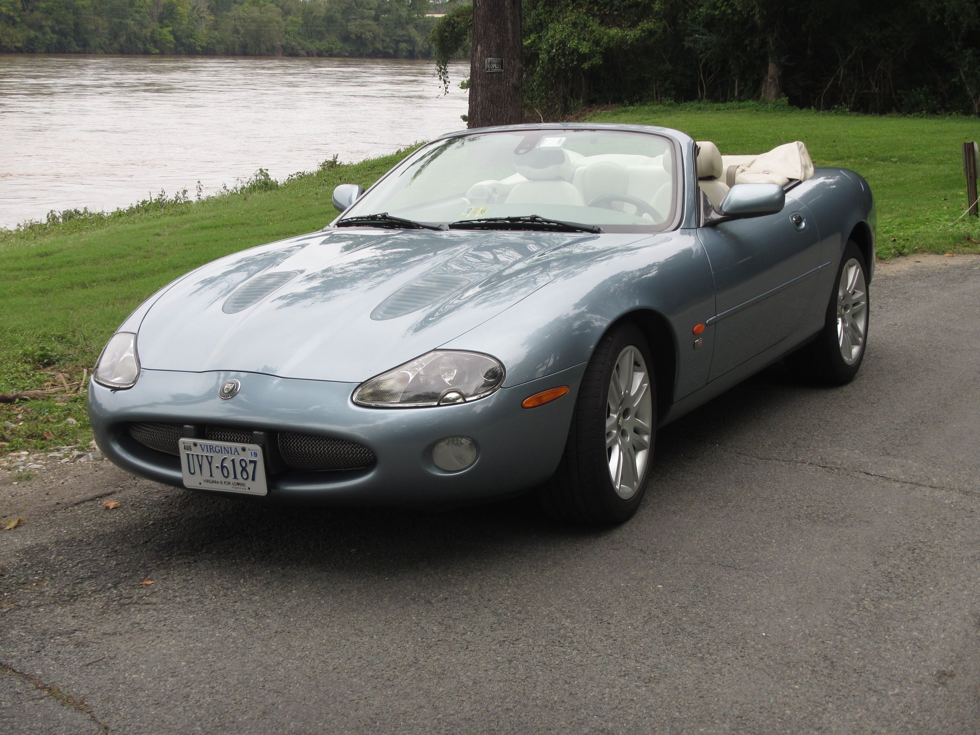 2003 Jaguar XKR - 2003 Jaguar XKR Convertible - Great Looking and Running Classic - Used - VIN SAJDA42B733A35999 - 100,700 Miles - 8 cyl - 2WD - Automatic - Convertible - Blue - Richmond, VA 23226, United States