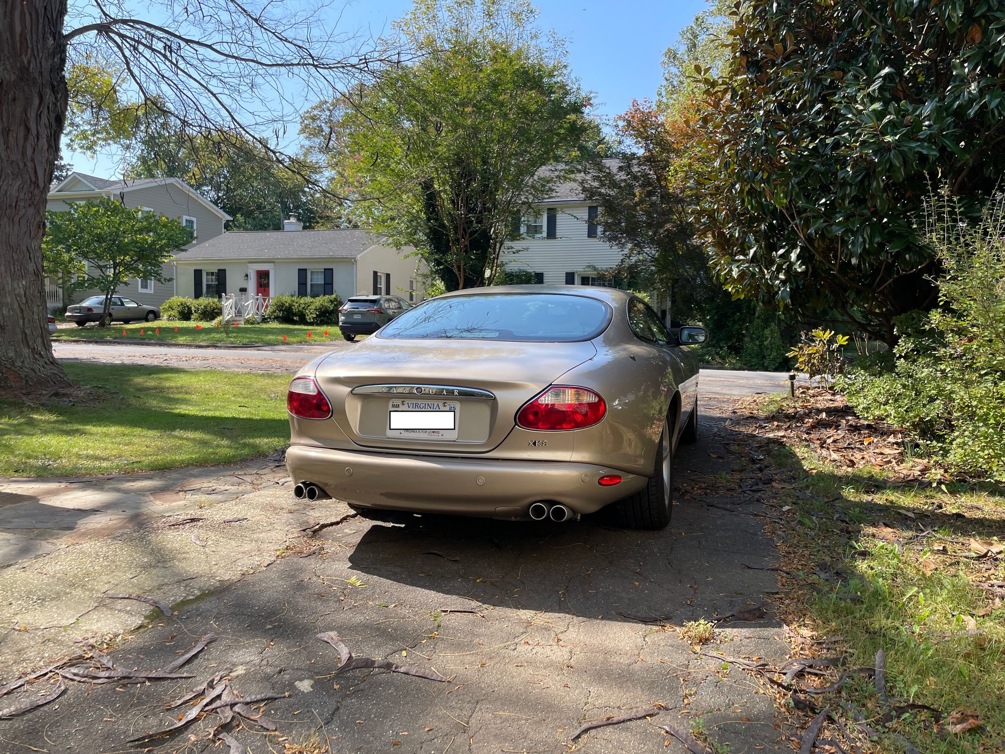 2002 Jaguar XK8 - 2002 XK8 Coupe - Falls Church VA - Used - VIN SAJDA41C82NA24412 - 110,000 Miles - 8 cyl - 2WD - Automatic - Coupe - Gold - Falls Church, VA 22046, United States