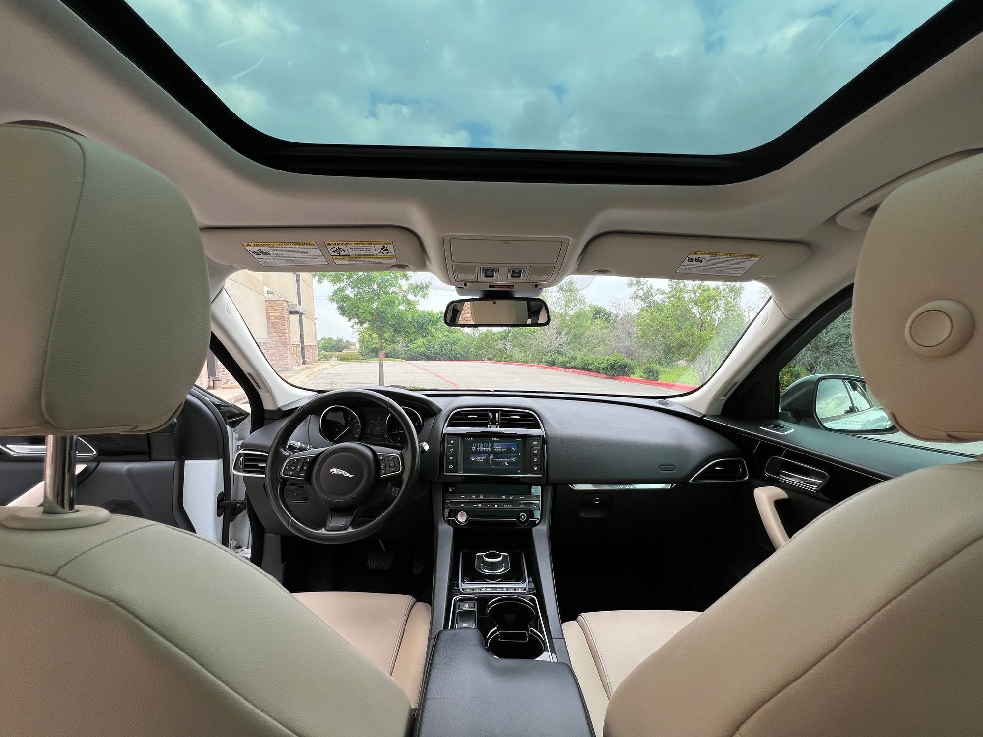 2017 Jaguar F-Pace - Diesel F-Pace with BRAND NEW DIESEL ENGINE!! - Used - VIN SADCJ2BN3HA089409 - 110,088 Miles - 4 cyl - AWD - Automatic - SUV - White - Austin, TX 78634, United States
