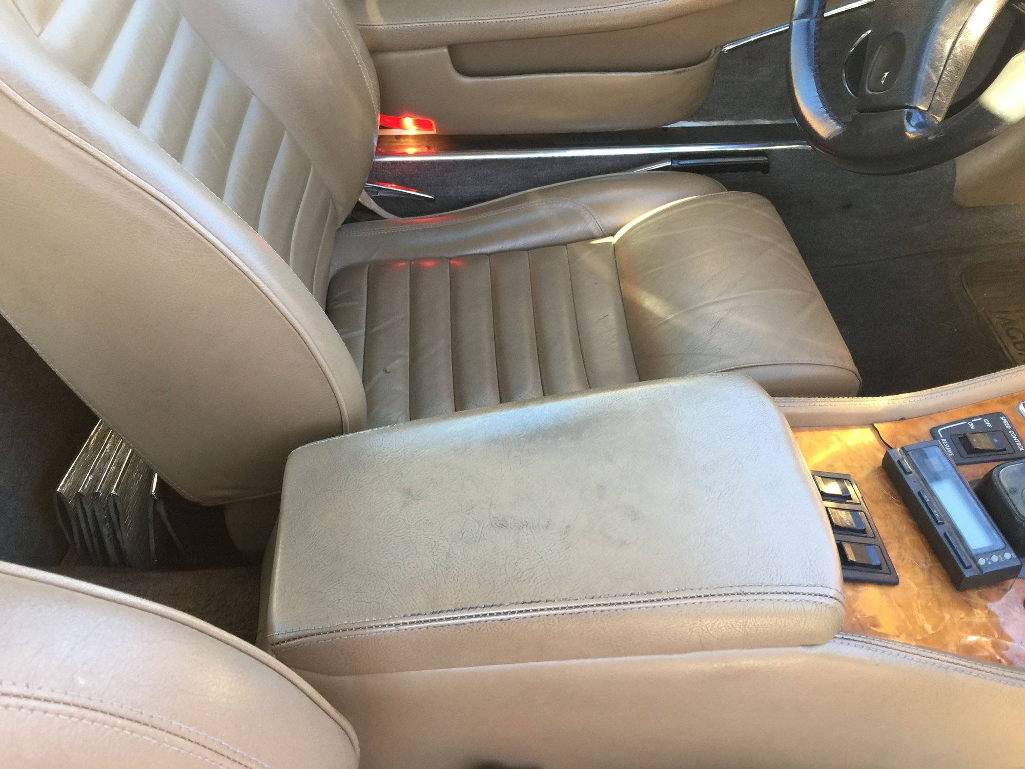 1989 Jaguar XJS - 1989 Jaguar XJ-S Convertible - Phoenix - Used - VIN SAJNV4842KC165248 - 12 cyl - 2WD - Automatic - Convertible - Phoenix, AZ 85012, United States