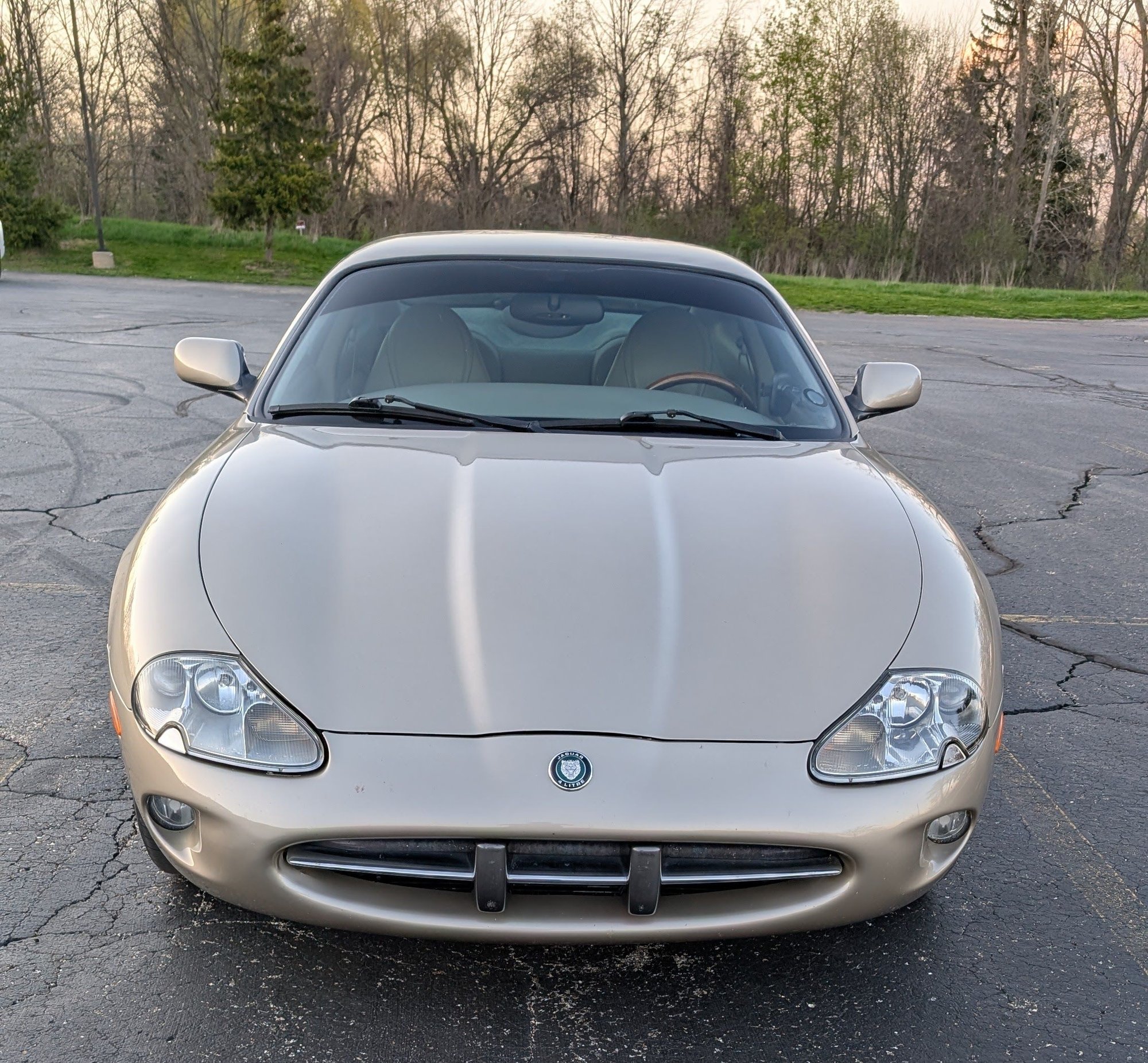 1998 Jaguar XK8 - Hardtop coupe! Low miles - Used - VIN SAJGX5241WC020578 - 69,100 Miles - 8 cyl - 2WD - Automatic - Coupe - Gold - Barryton, MI 49305, United States