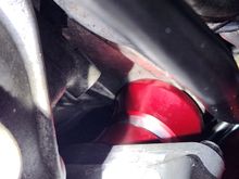 Bottom bolt was not tightened yet. But it fits!