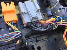 now the new harness with the 3 power (B+) wires also transferred