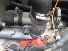 The AAV on an XJS V12 showing the Idle Adjustment Nut