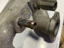 This is a later (2002 XJR) version of what you have. This one is a pressed in steel pipe. I believe that yours is the same as my daughters 98’ XJR which is molded in place aluminum. 