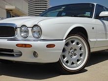 1999 Jaguar XJ8