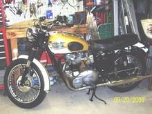 1964 Triumph T120R 2