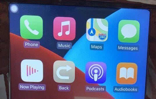 CarPlay Shown - Also Supports Android Auto