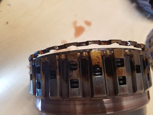 This shows outer ring of the A drum detaching on a transmission I repaired.