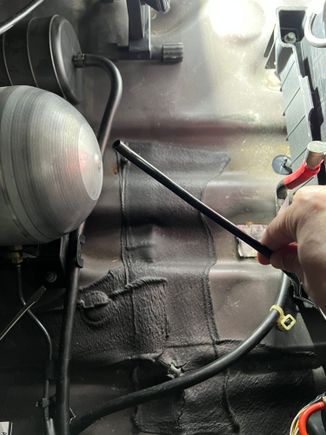 Oh and this hose comes from trunk floor, but isn’t connected anywhere. I don’t know what it is. 