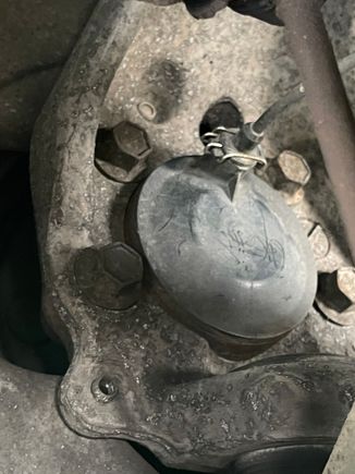 Right front wheel speed sensor