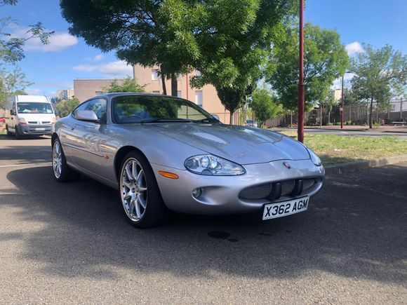 Bought this few weeks ago as we wanted something a bit special to do the road trip to Le Mans Classic. Never been a Jag owner before and now this is a keeper. 