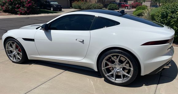 20 x 9.5 front