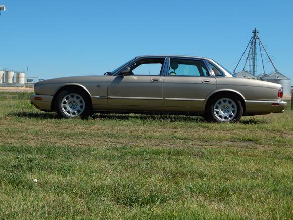 Just got thru putting all new Pirelli's on her..