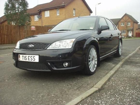 Ford Mondeo ST Tdci 195 bhp front
