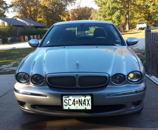 Replaced the Chrome grill with a Body-Color grill.