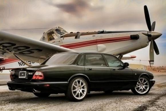 Jag XJR-100 01