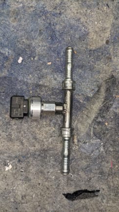 Splice joiner with sensor to be mounted before the solenoid 