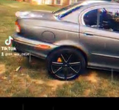 Brake calipers orange