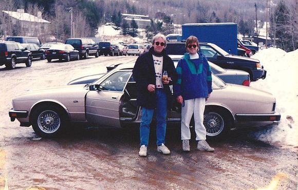 My old 1992 XJ-6 Vanden Plas back in New York :) Loved the car!