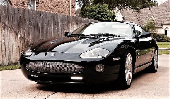 2005 Jaguar XKR Coupe Ebony/Ivory with 20" BBS Montreal Wheels, Marker and Repeater Lights with  Clear Lens and Day Time Running Lights............