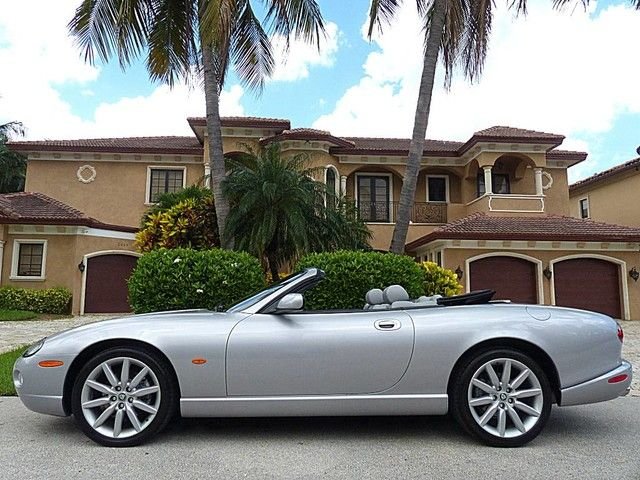 2006 Jaguar XK8 - Like new XK8 59k Fl car always garaged - Used - VIN SAJDA42C262A45911 - 8 cyl - 2WD - Automatic - Convertible - Silver - Deltona, FL 32725, United States