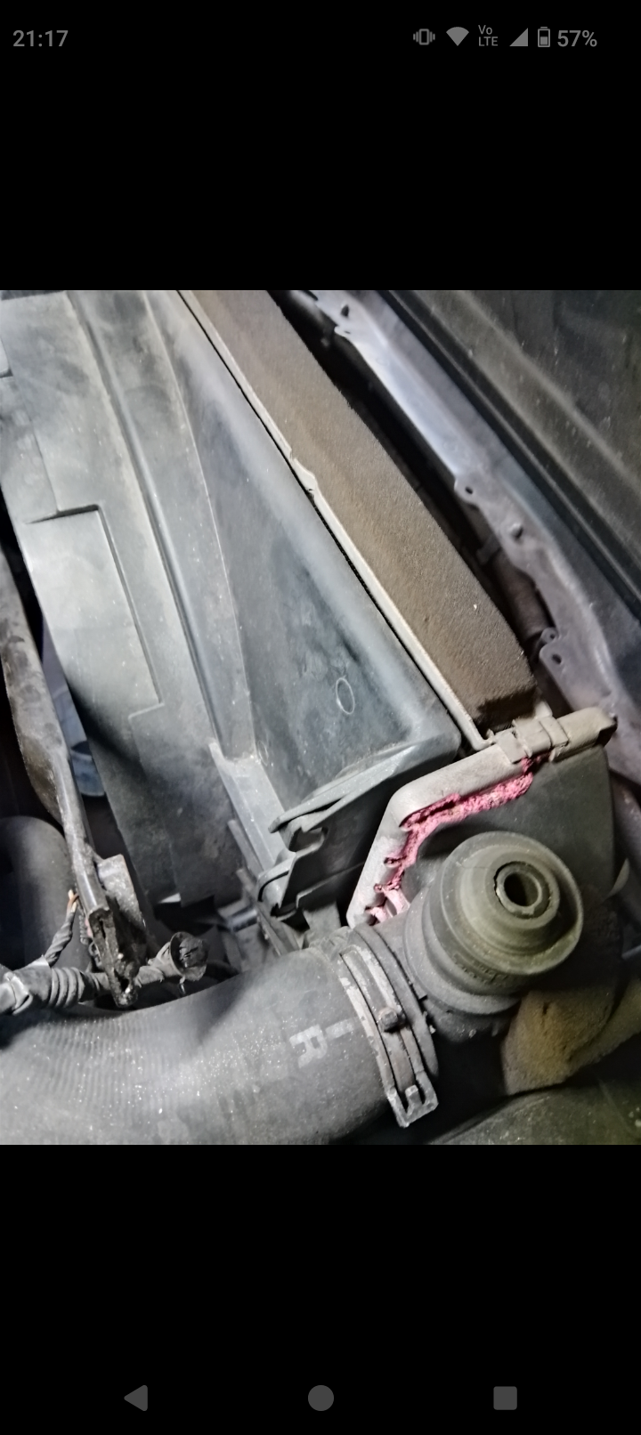 The culprit (top of radiator split)