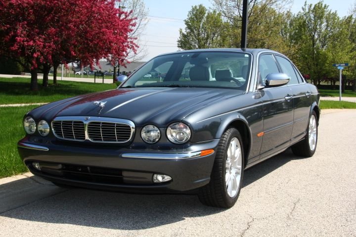 2004 Jaguar Vanden Plas - 2004 XJ Vanden Plas--one owner very low milage - Used - VIN SAJWA74C54SG20863 - 36,420 Miles - 8 cyl - 2WD - Automatic - Sedan - Gray - Saint Joseph, MI 49085, United States