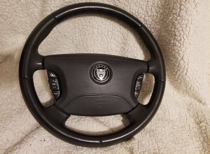 Interior/Upholstery - 2007 XJR Leather Steering Wheel - Used - Lynchburg, VA 24501, United States