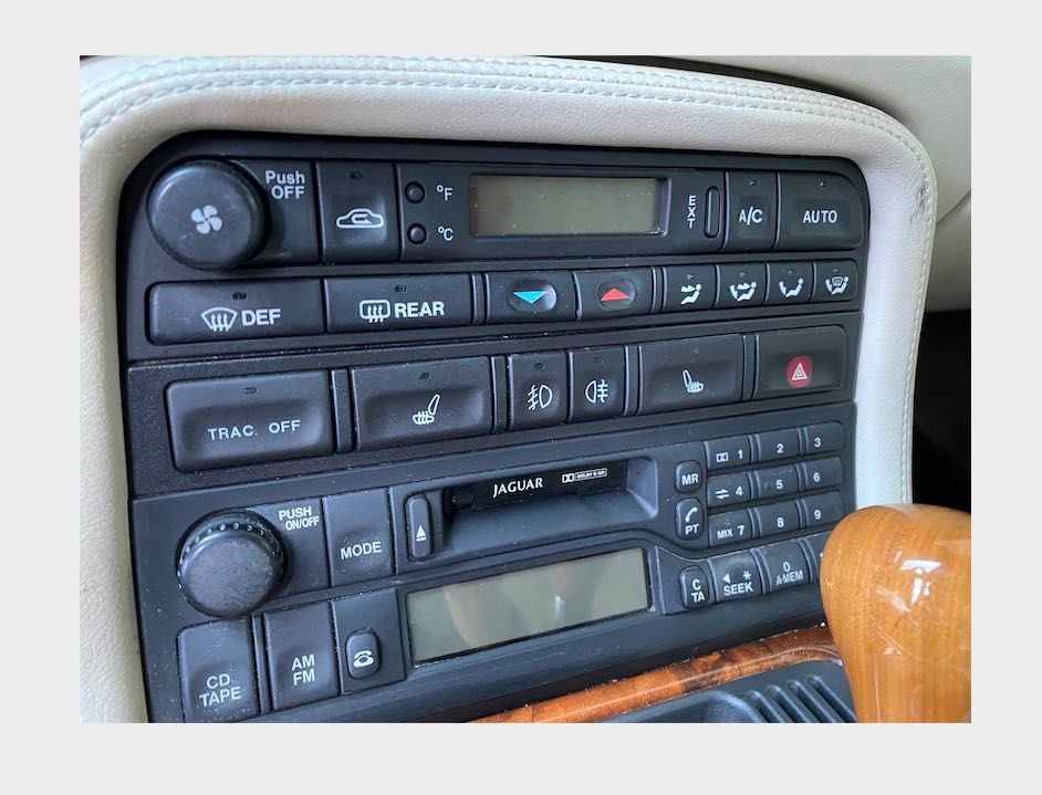 2000 Jaguar XK8 - Gorgeous 2000 XK8 (75k miles) - Used - VIN SAJJA42C1YNA07011 - 75,300 Miles - 8 cyl - 2WD - Automatic - Convertible - Blue - Sacramento, CA 95618, United States