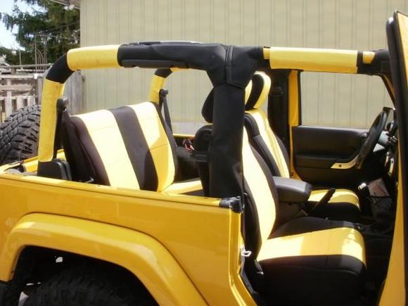 Seat covers and roll bar accents installed