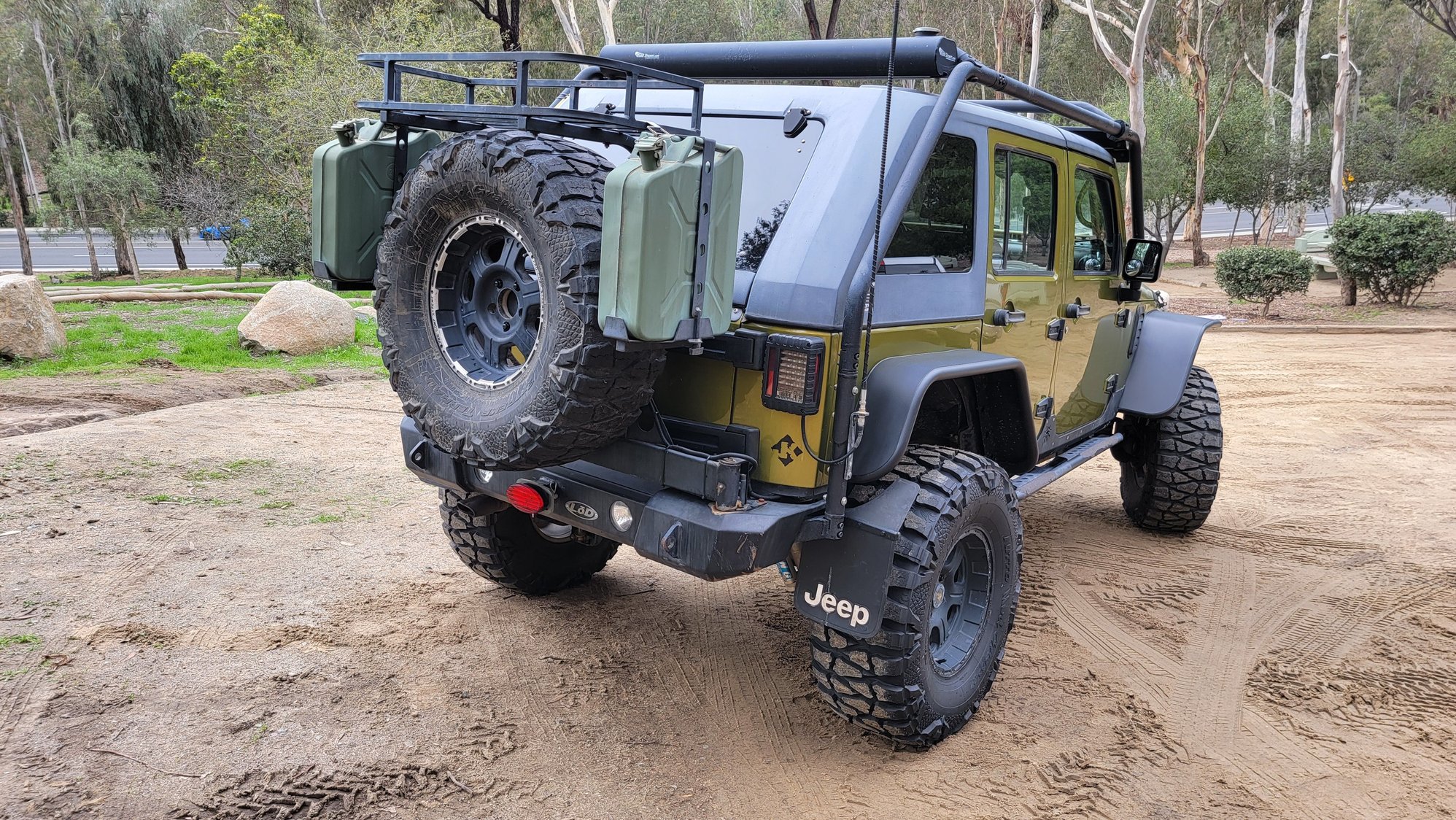 2007 Jeep Wrangler - Jeep JK Wrangler Rubicon 2007 4-door - offroad/rock crawl/overland - Used - VIN 1J4GA69197L165820 - 92,563 Miles - 6 cyl - 4WD - Automatic - SUV - Other - Carlsbad, CA 92008, United States