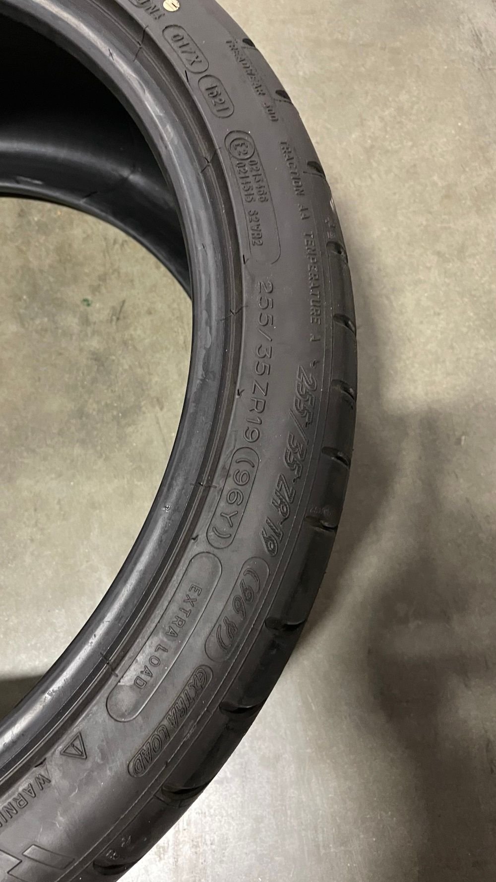 Wheels and Tires/Axles - 4 Michelin Pilot Super Sport Tires for C63 AMG Coupe - Like New w/Only 75 Miles - Used - 2017 to 2021 Mercedes-Benz C63 AMG S - 2017 to 2021 Mercedes-Benz C63 AMG - Katy, TX 77449, United States