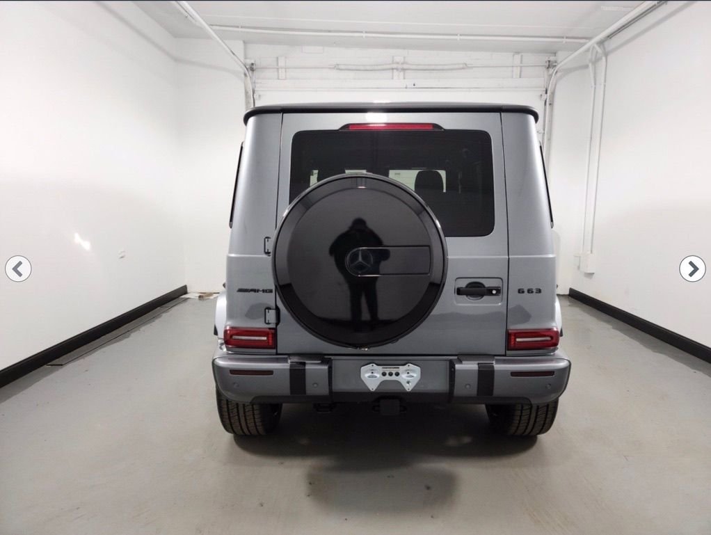 2019 Mercedes-Benz G63 AMG - 2019 AMG G63 Gray on Black + black out trim/carbon - phenomenal spec and condition - Used - VIN WDCYC7HJ6KX319844 - 21,000 Miles - 8 cyl - AWD - Automatic - SUV - Gray - Winnetka, IL 60093, United States
