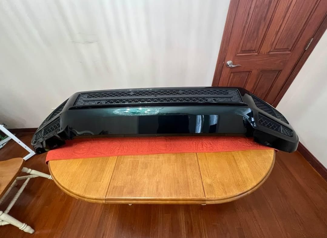 Exterior Body Parts - G wagon front bumper-fits g550, g55. - Used - 2009 to 2018 Mercedes-Benz G550 - Los Angeles, CA 90047, United States