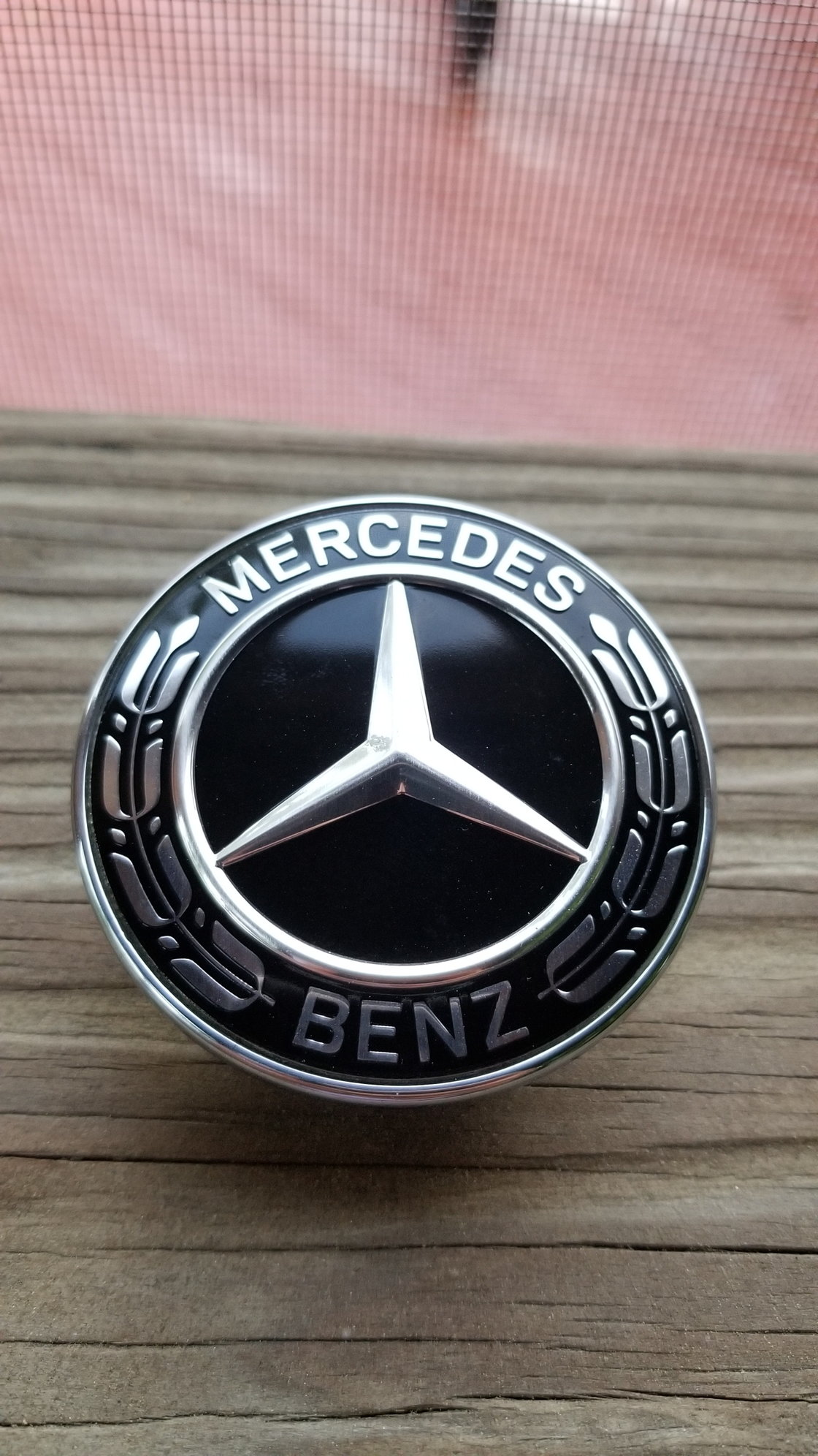 Exterior Body Parts - Black Mercedes-Benz Hood Emblem 0008171701 & Wheel cap 17140001255337 - New - 2015 to 2020 Mercedes-Benz C-Class - Falls Church, VA 22042, United States