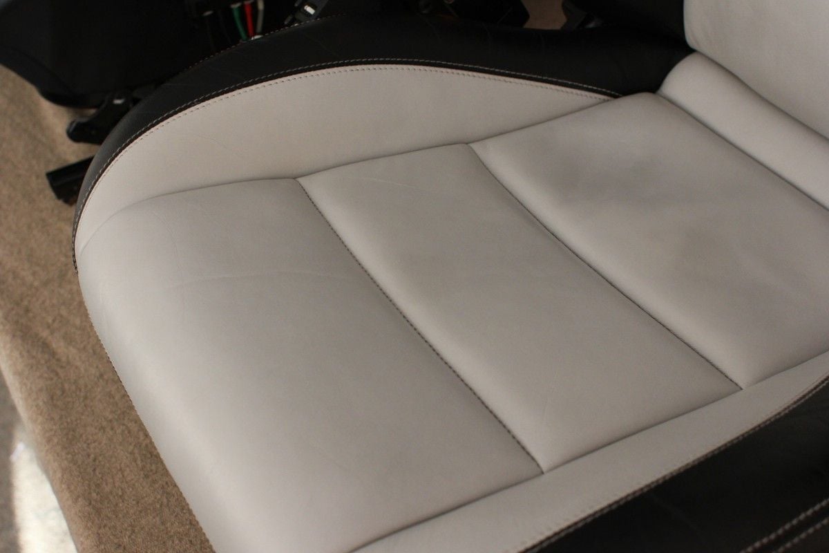 Interior/Upholstery - W202 C43 Leather Condor BiColor - Used - 1997 to 2001 Mercedes-Benz C43 AMG - Kassel, Germany