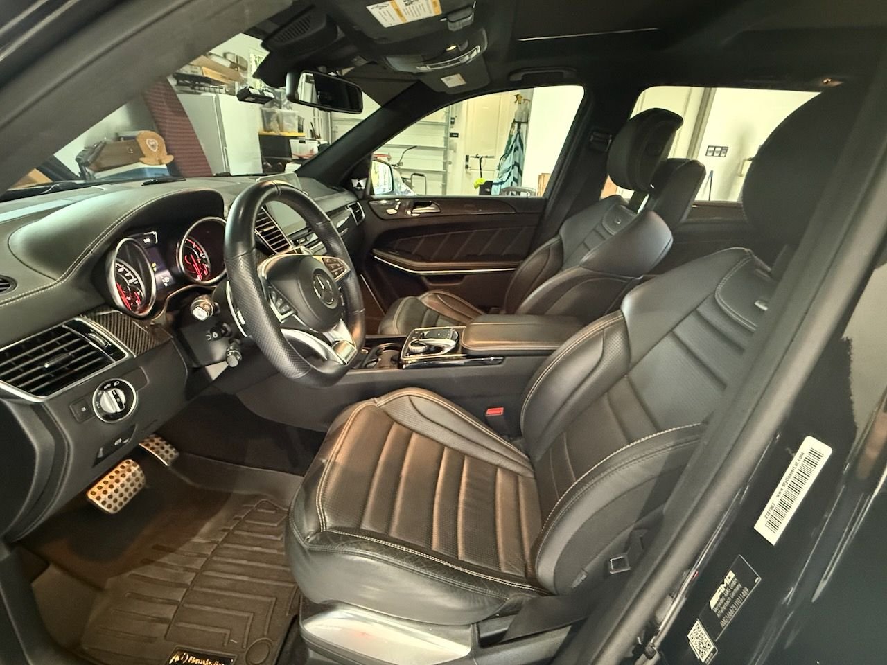2017 Mercedes-Benz GLS63 AMG - 2017 GLS 63 AMG Well Maintained High-end Spec - Used - VIN 4JGDF7FE5HA956927 - 62,000 Miles - 8 cyl - AWD - Automatic - SUV - Black - Orlando, FL 32806, United States