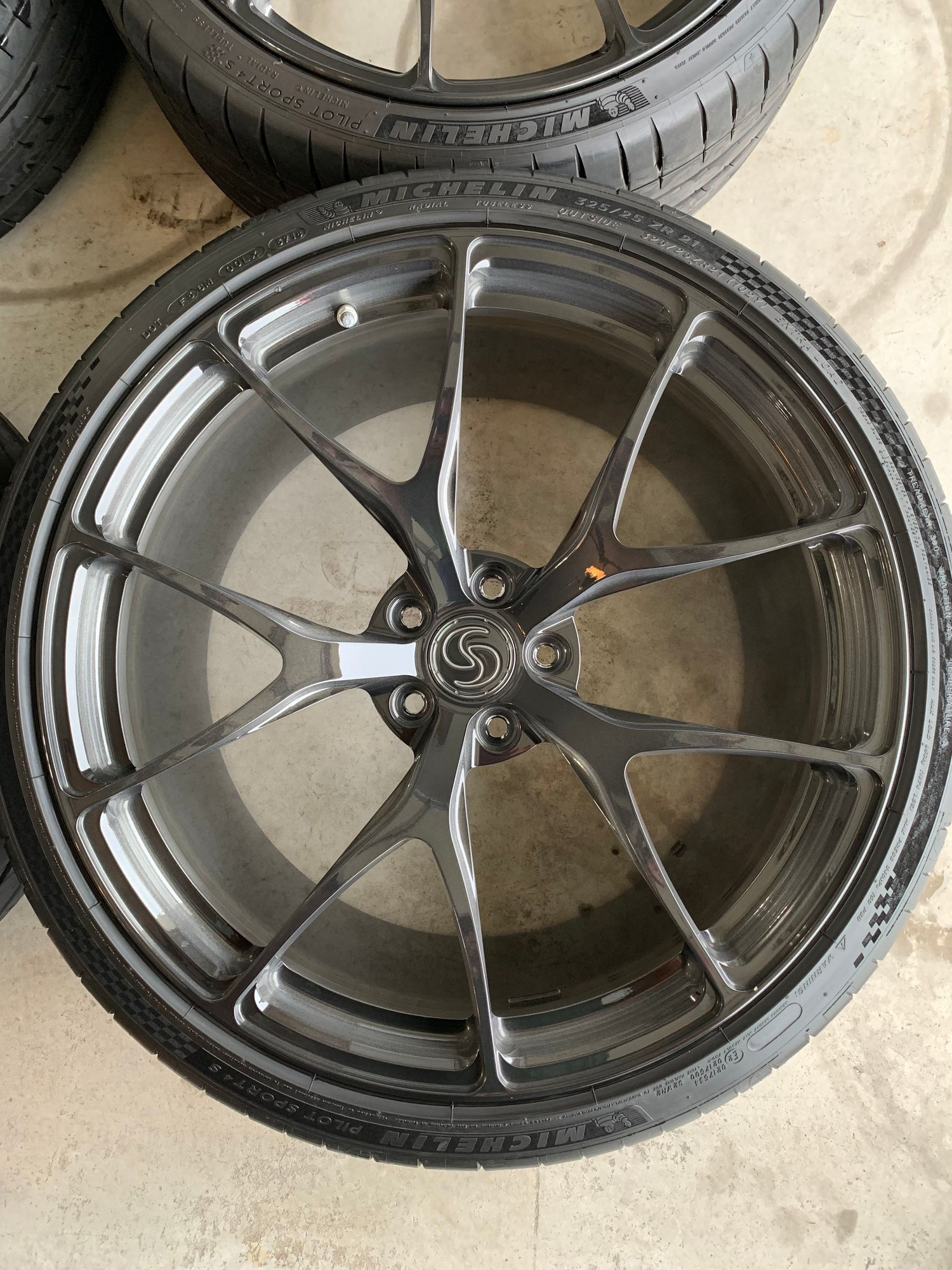 Wheels and Tires/Axles - FS: Signature Wheels Monoblock SV104 wheels, custom AMG GT, GTS fitment - Used - All Years Mercedes-Benz AMG GT - Milwaukee, WI 53149, United States