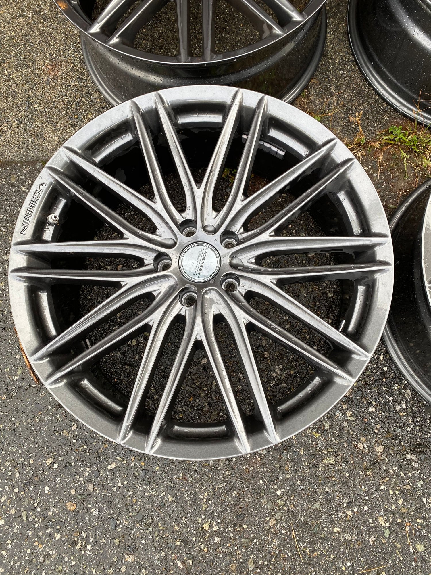 Wheels and Tires/Axles - 20x8.5 ET40 5x112 66.5 Vossen VFS-4 - Used - 2005 to 2020 Mercedes-Benz E350 - Vancouver, BC V6P4C7, Canada