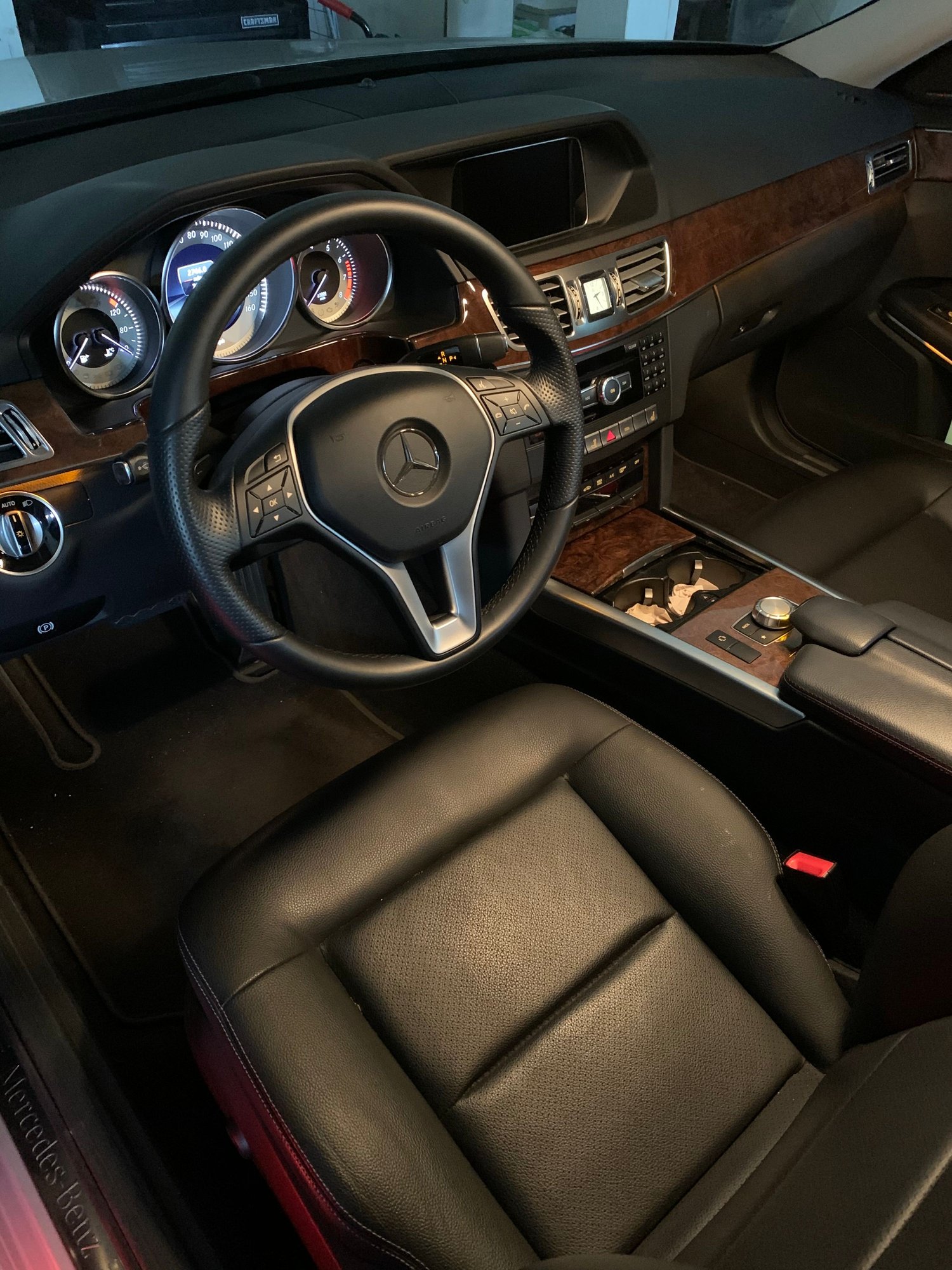 2014 Mercedes-Benz E350 - 2014 E350 1 owner 73k miles - Used - VIN WDDHF5KB8EA915263 - 73,000 Miles - 6 cyl - 2WD - Automatic - Sedan - Silver - Artesia, CA 90701, United States