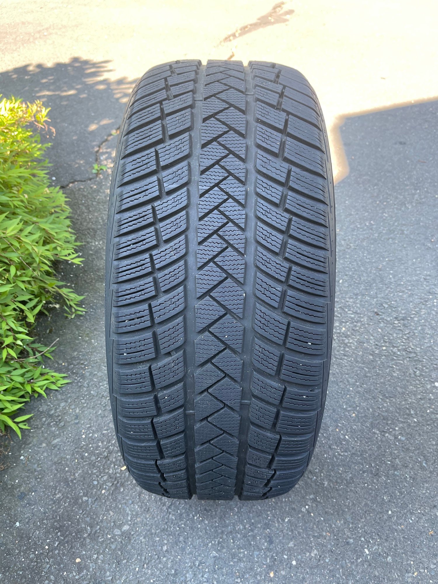 Wheels and Tires/Axles - Vredestein WinterTrac Pro Winter Tires - Used - 2020 to 2023 Mercedes-Benz GLS450 - Wilton, CT 06897, United States