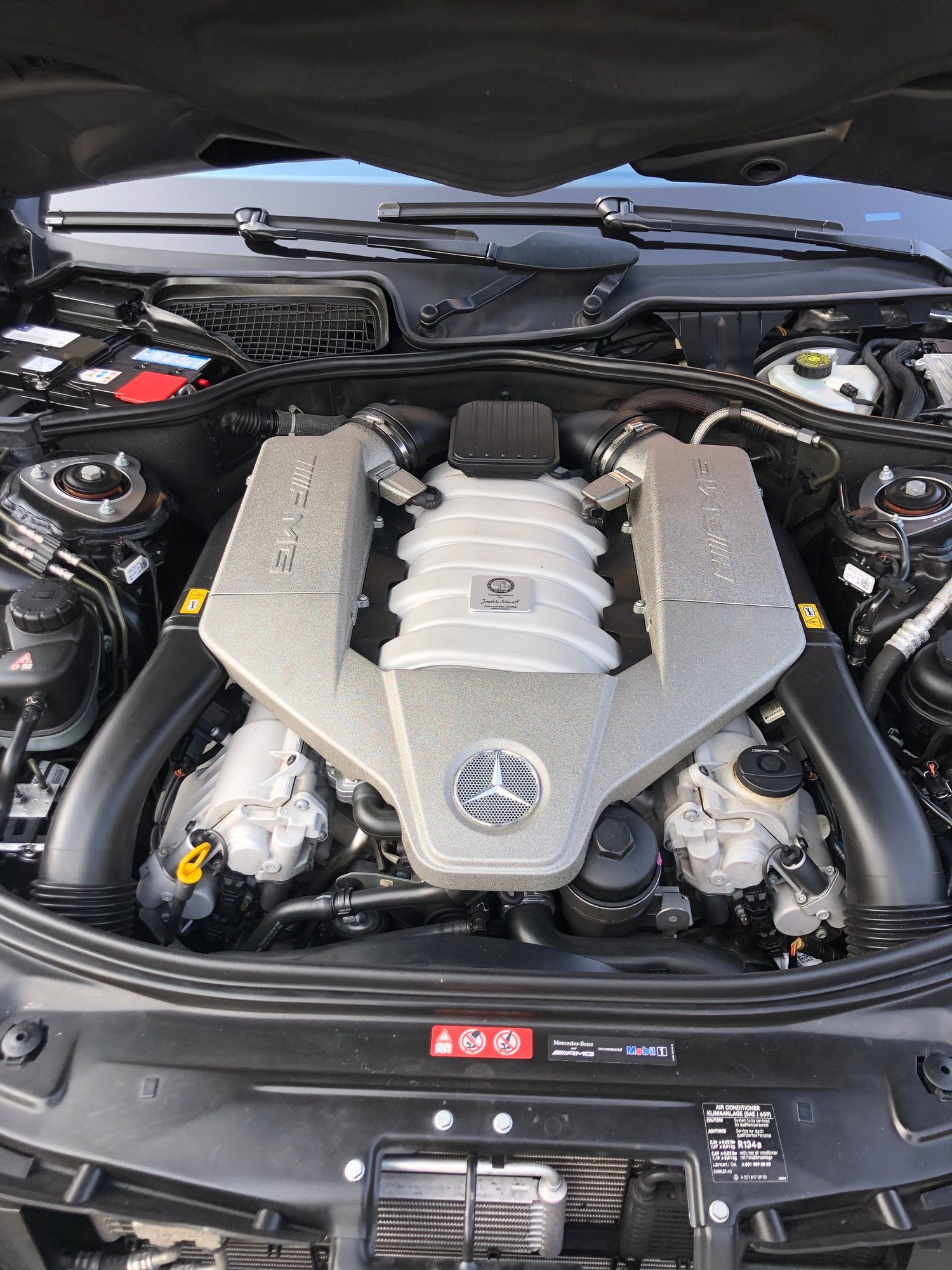 2010 Mercedes-Benz S63 AMG - 2010 Mercedes Benz S63 - Used - VIN WDDNG7HB1AA304052 - 39,228 Miles - 8 cyl - 2WD - Automatic - Black - Kennesaw, GA 30152, United States